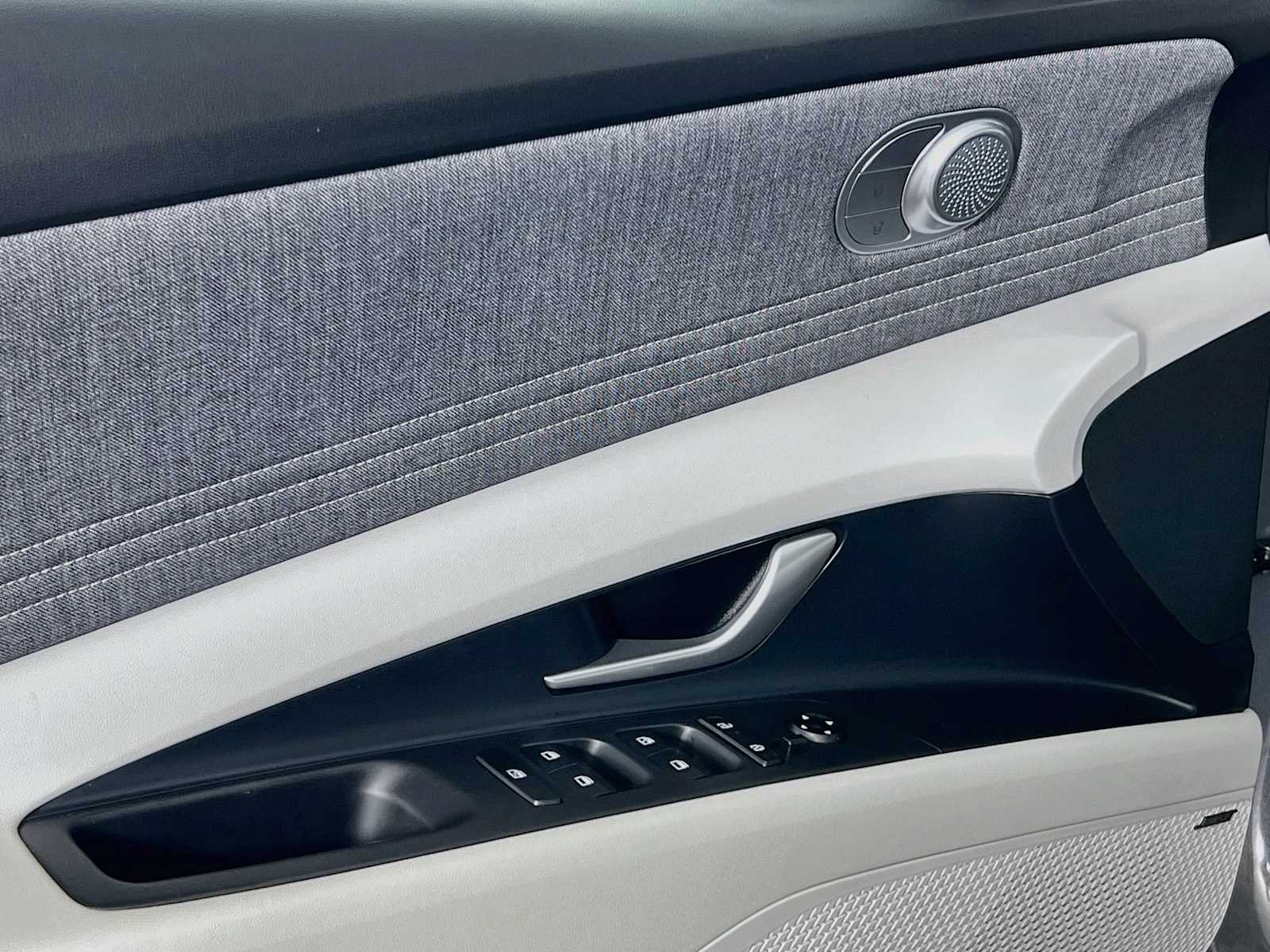 Certified Used 2026 Ecotronic Gray Hyundai Limited image 18