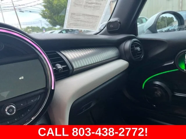 Used 2019 Blue MINI Classic image 20