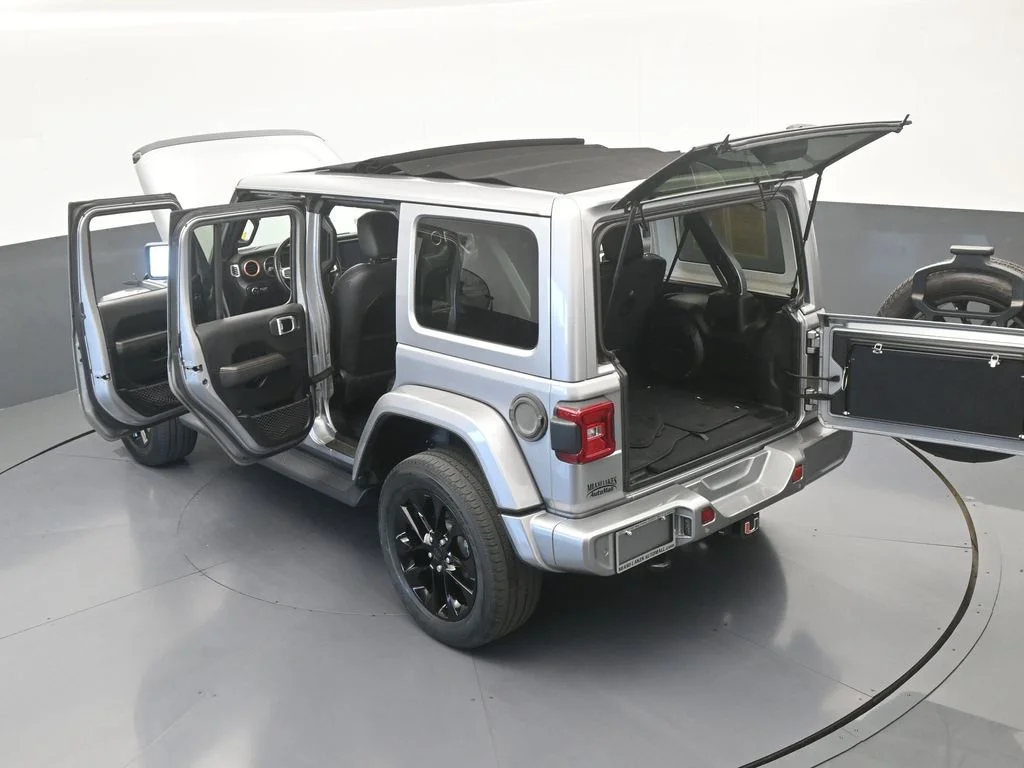 Used 2021 Billet Silver Metallic Clearcoat Jeep Unlimited Sahara High Altitude image 67