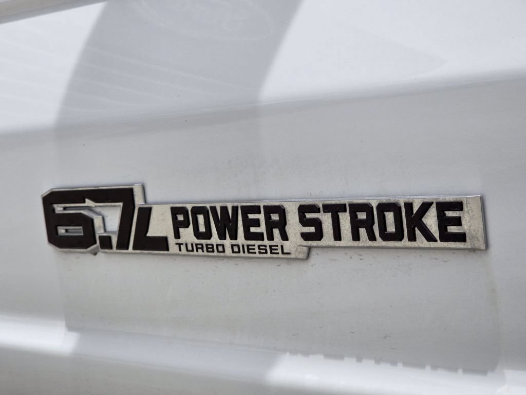 New 2026 Oxford White Ford XL image 28