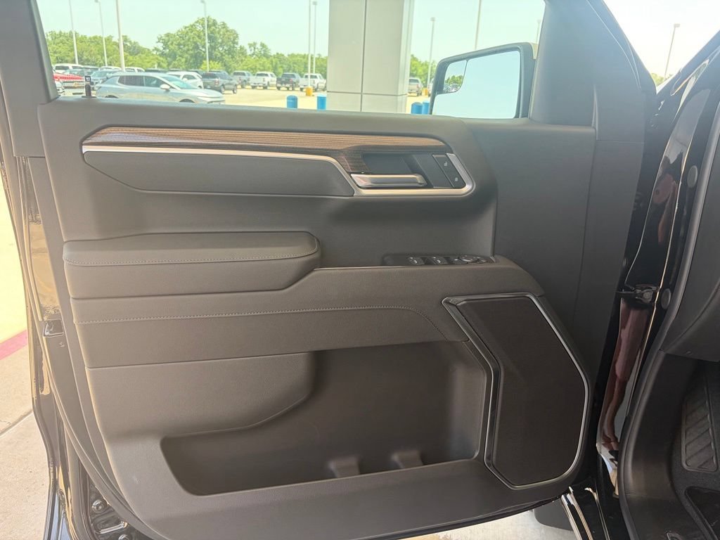 2026 Chevrolet Silverado 1500 LT - Photo 14