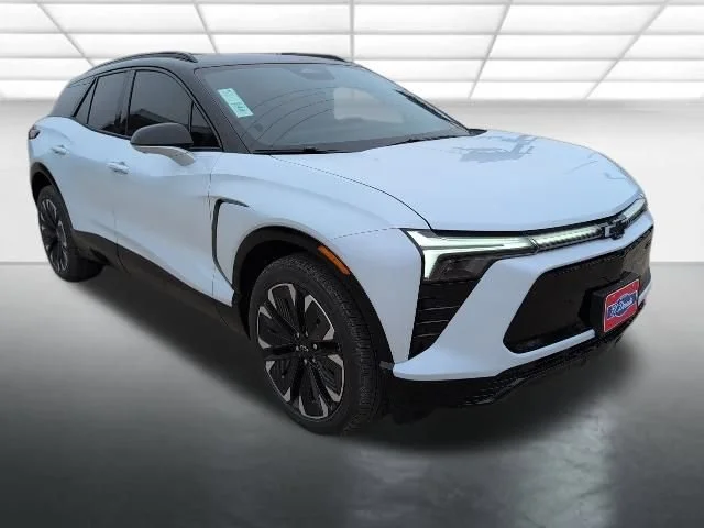2026 Chevrolet Blazer EV RS FWD's photo