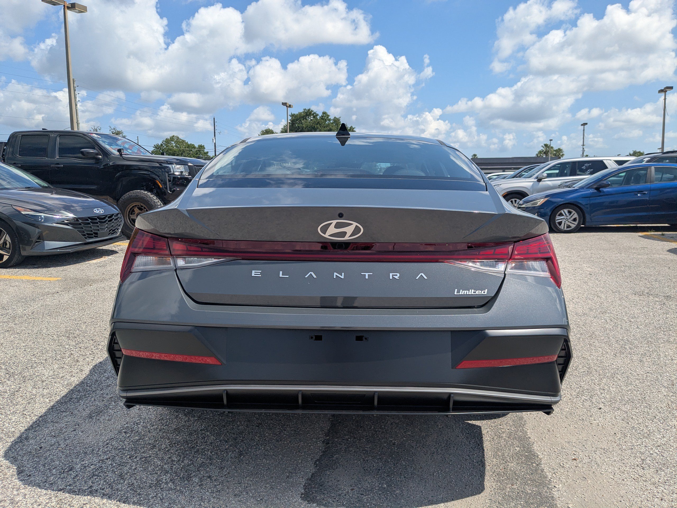 New 2026 Ecotronic Gray Hyundai Limited image 6