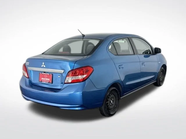 Used 2020  Mitsubishi ES image 7