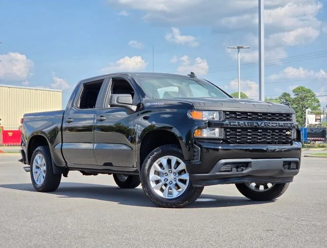 Used 2020 Black Chevrolet Custom image 20