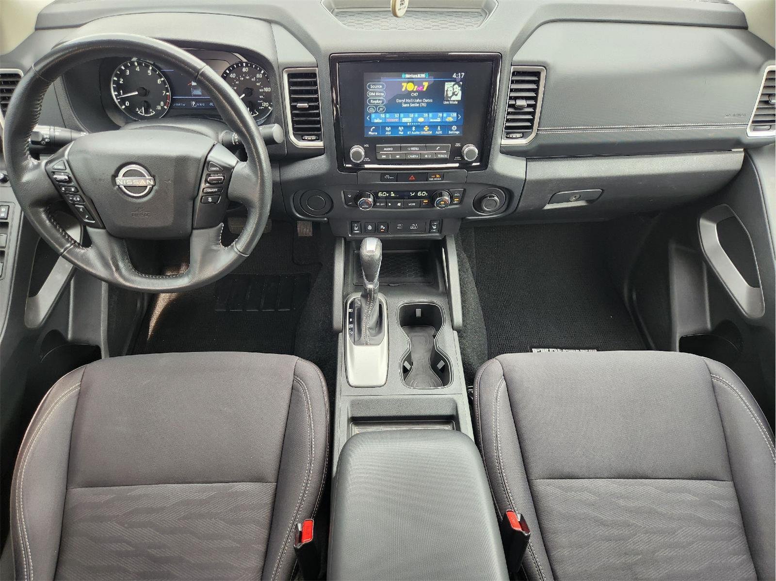 2024 Nissan Frontier photo 26 of 33
