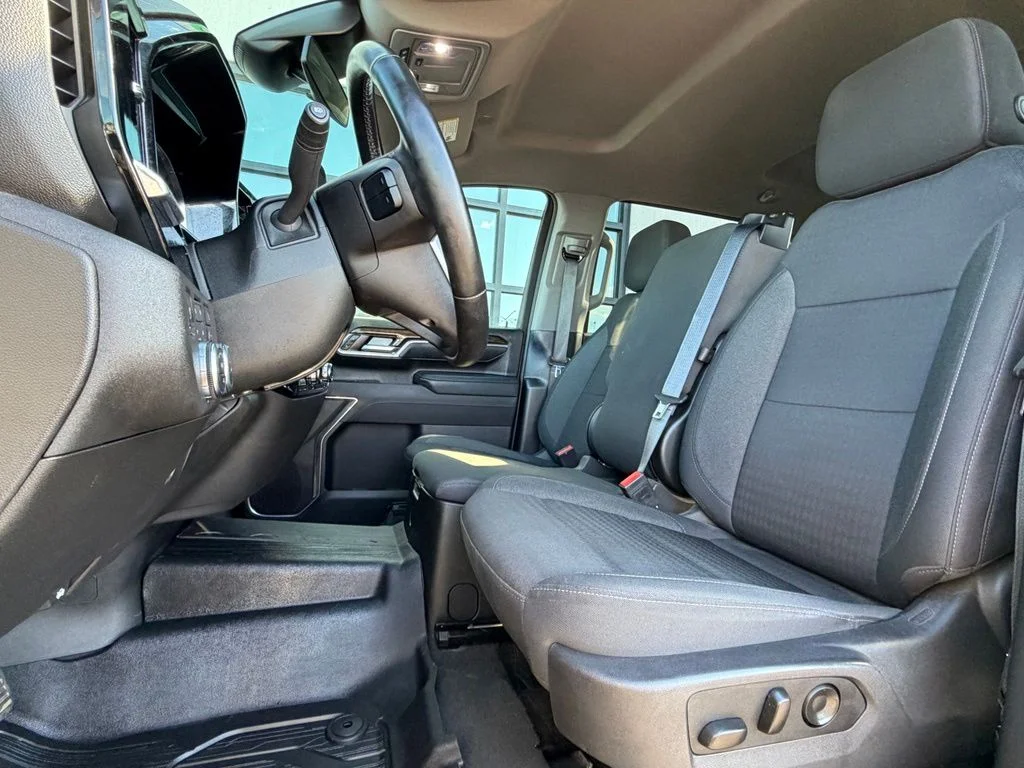 Used 2025 Silver GMC SLE image 6