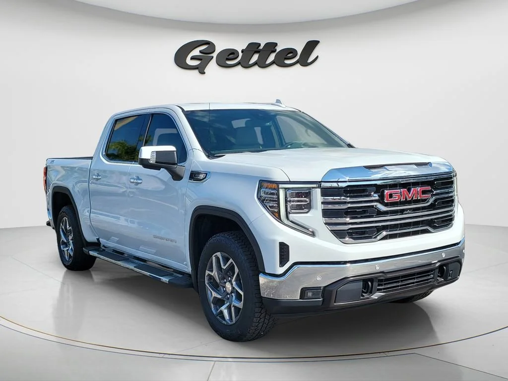 New 2026 Glacier White Tricoat GMC SLT image 2