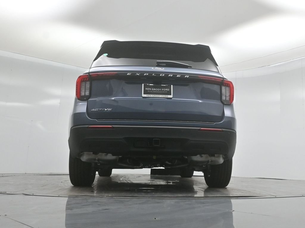 New 2026 Vapor Blue Metallic Ford Active image 47