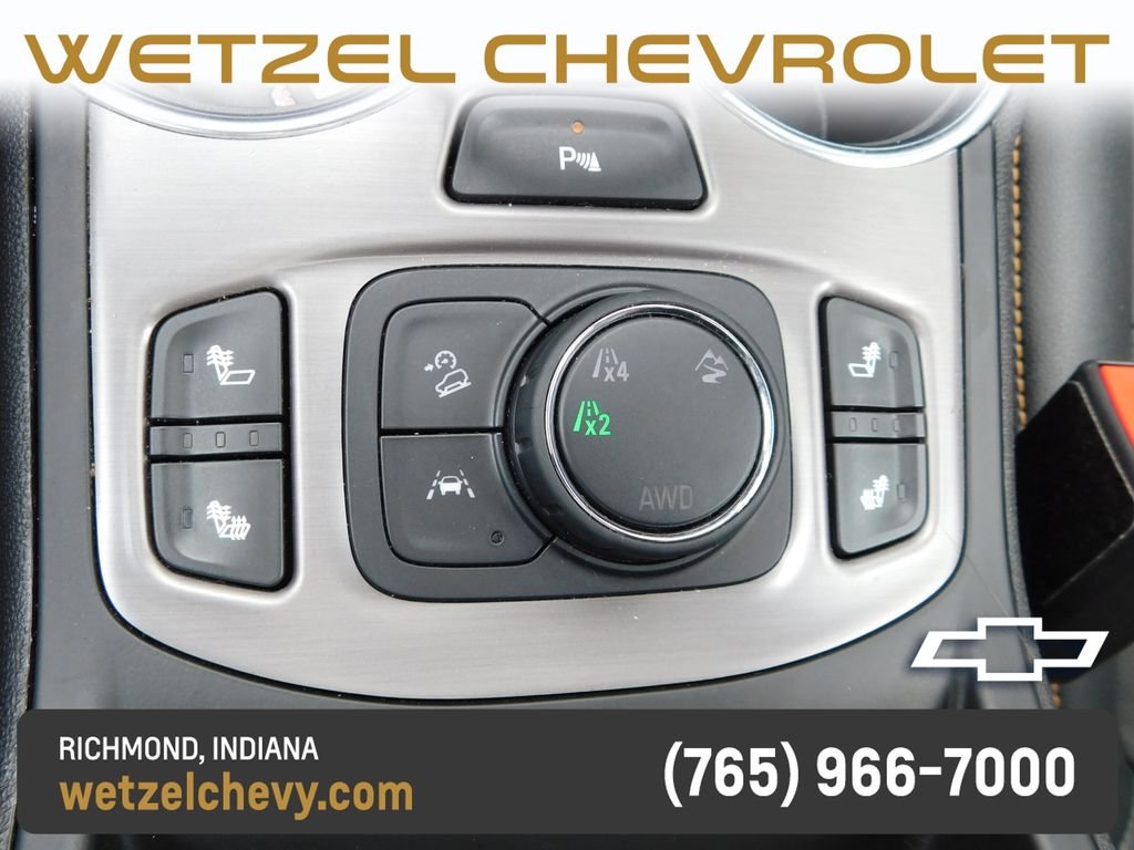 Used 2023 Silver GMC AT4 image 36