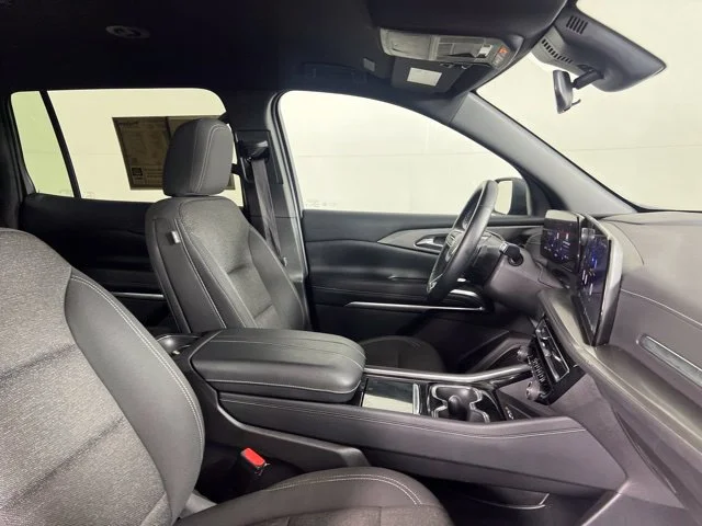 Used 2024 Black Chevrolet LT image 9