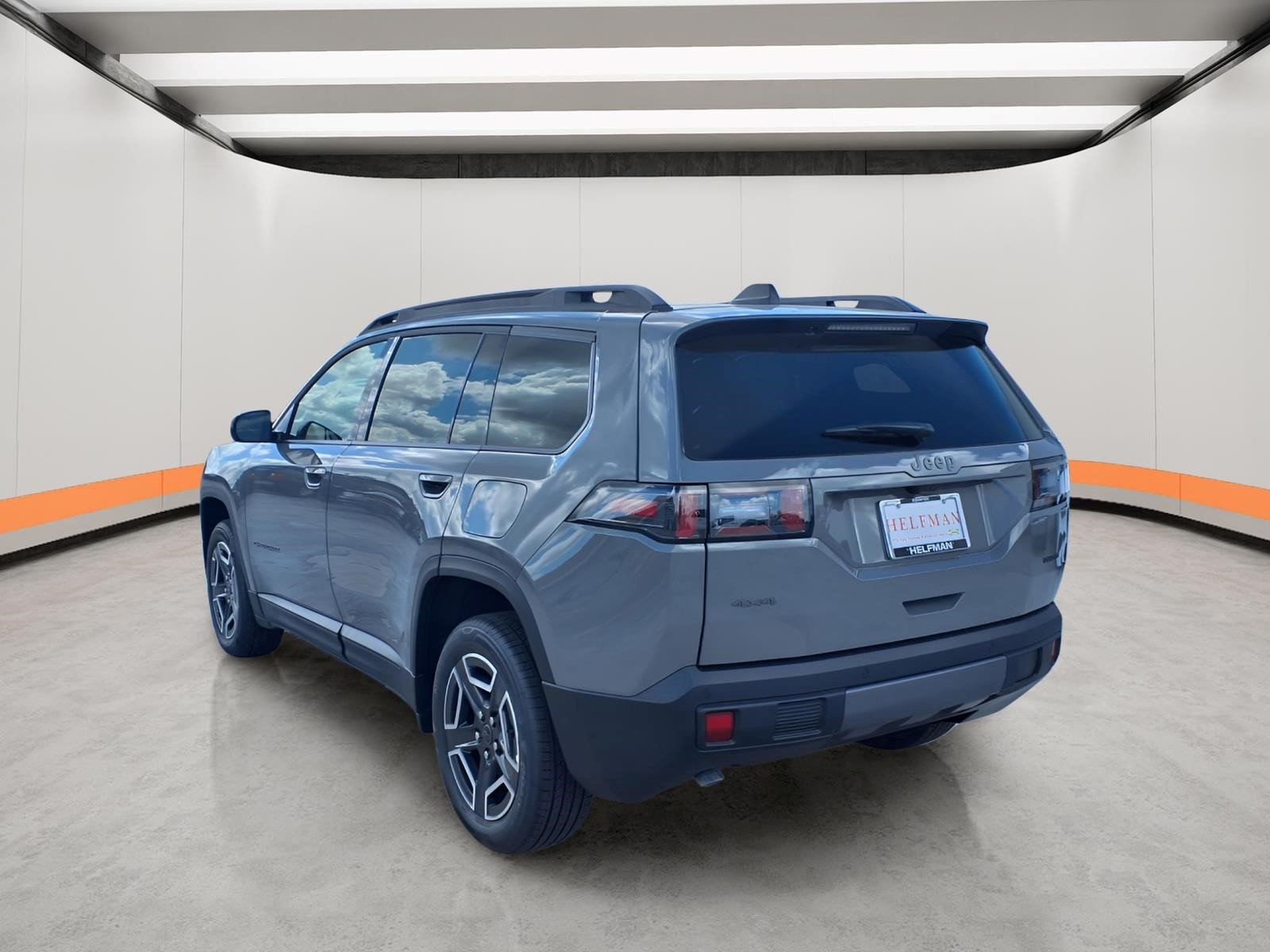 New 2026 Sting-Gray Clear-Coat Exterior Paint Jeep Laredo image 4