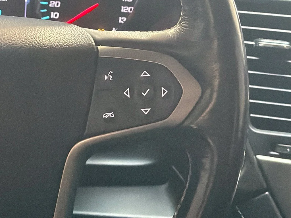 Used 2018 Black Chevrolet LT image 23