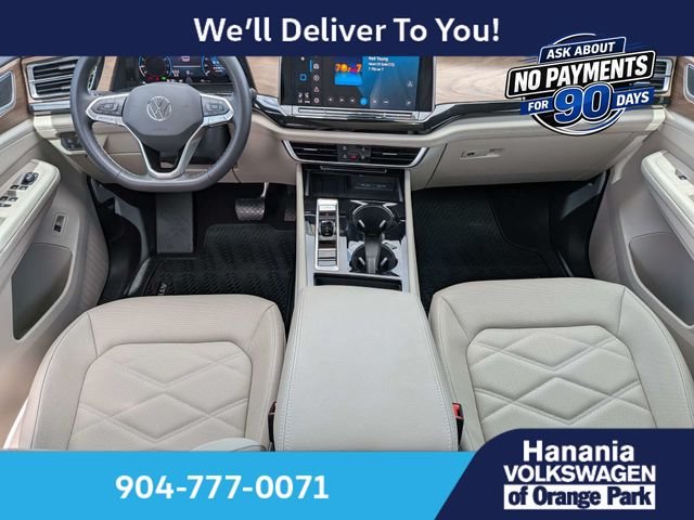 Used 2026  Volkswagen 2.0T SE w/Technology image 18