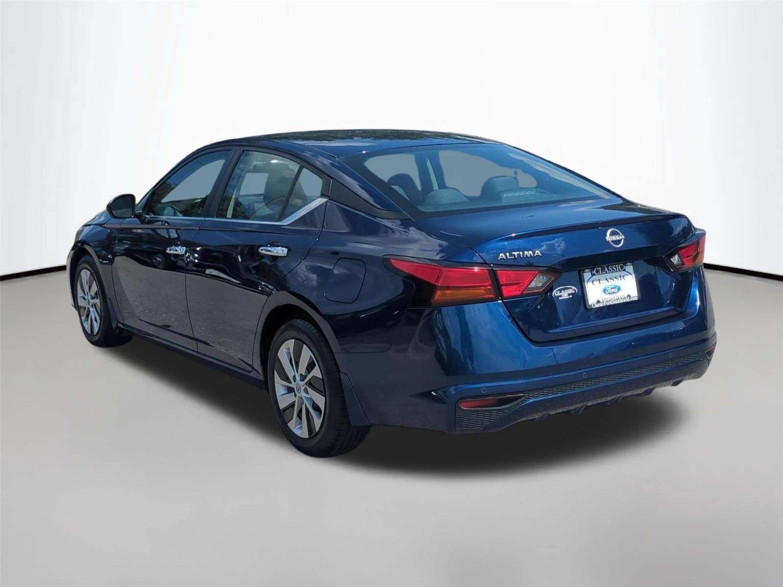 Used 2024 Deep Blue Pearl Nissan 2.5 S image 3