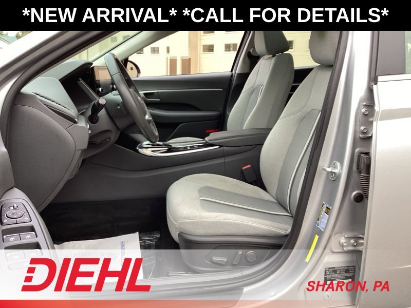 Used 2021 Silver Hyundai SEL image 20