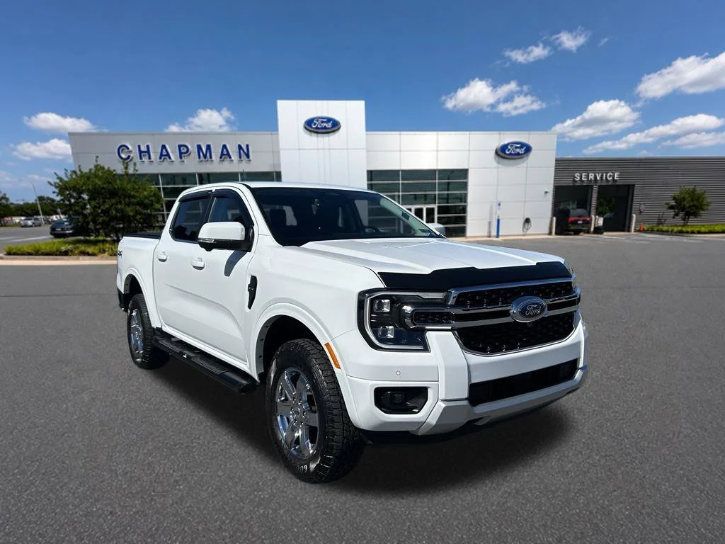 Certified Used 2025 Oxford White Ford Lariat image 7