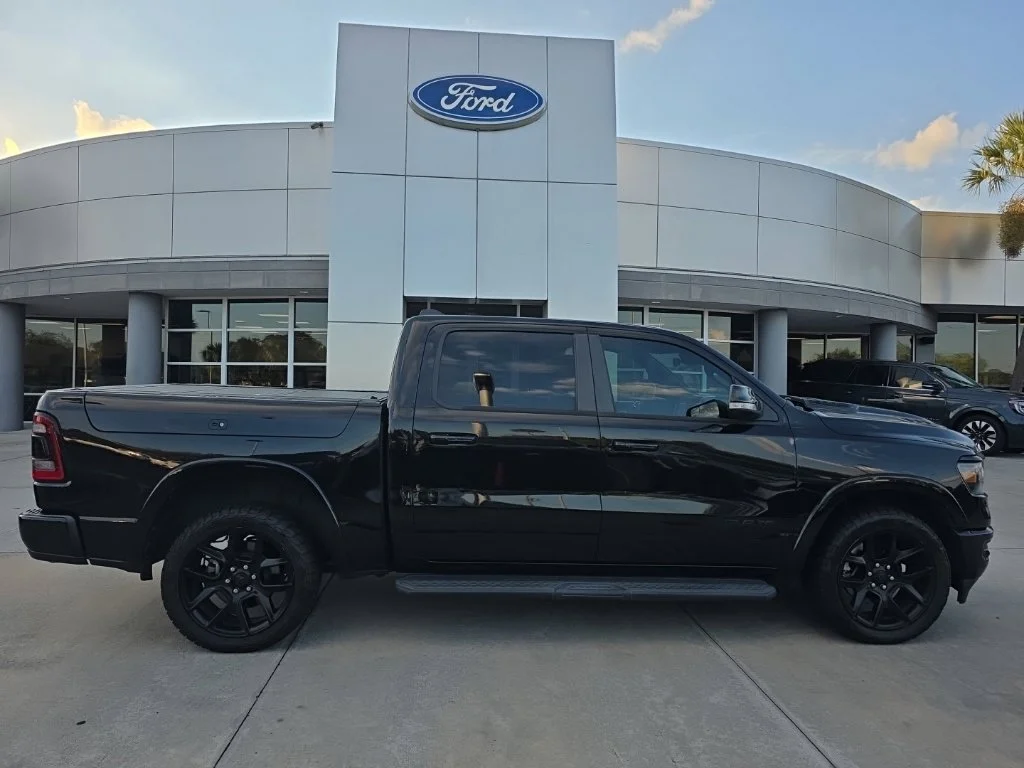 Used 2022 Diamond Black Ram Laramie image 2