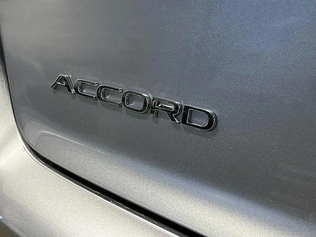 New 2026 Solar Silver Metallic Honda SE image 10