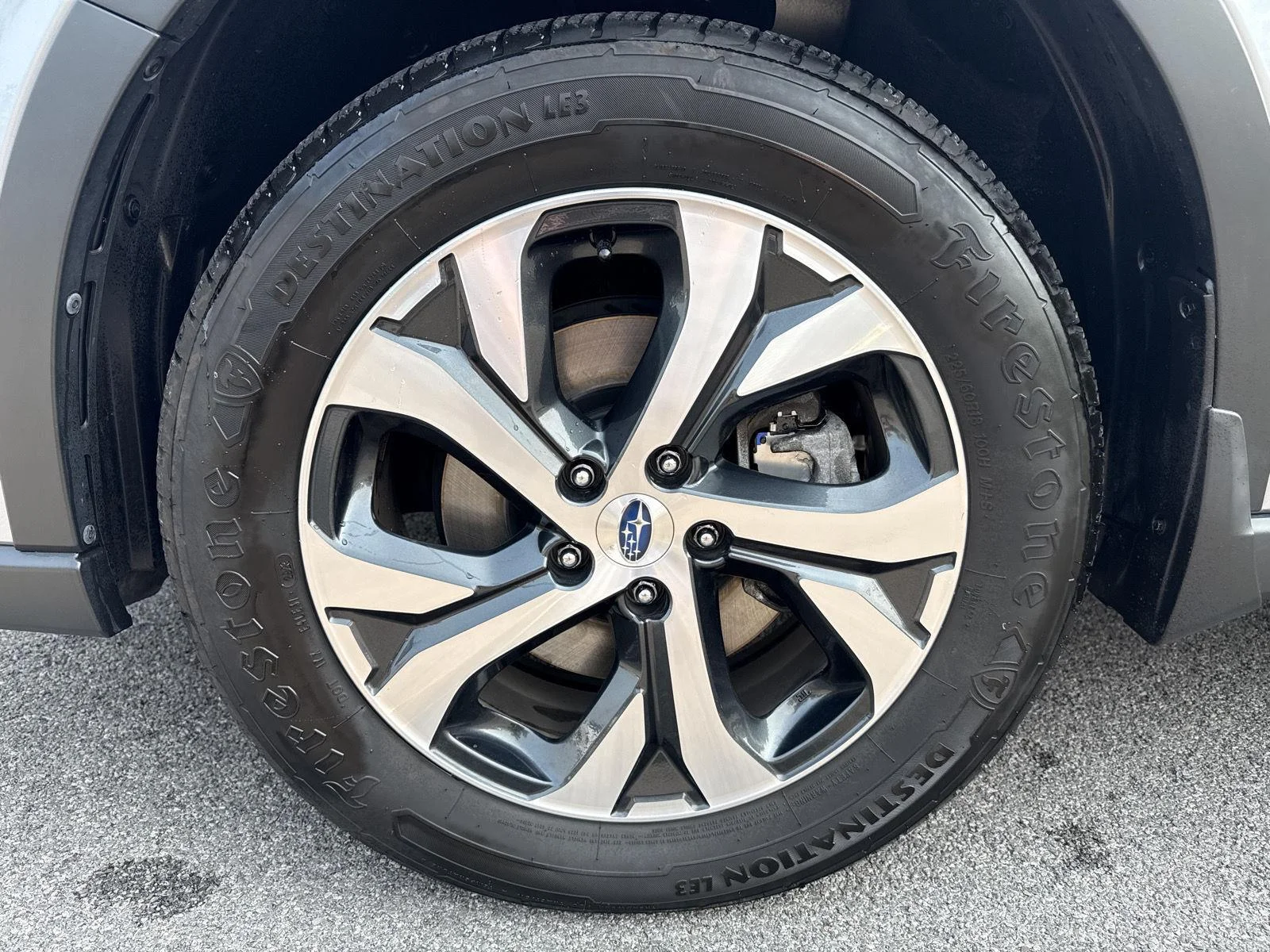 Used 2022 Ice Silver Metallic Subaru Limited XT image 24