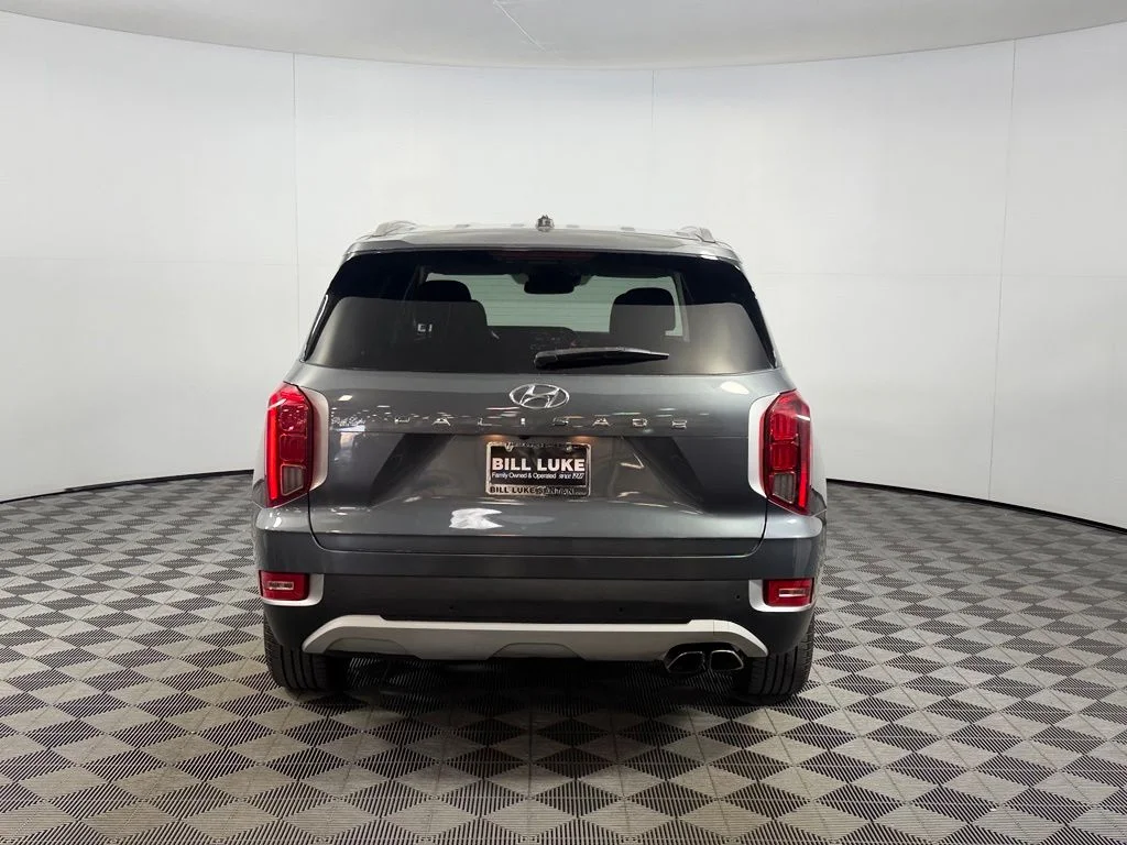 Certified Used 2022 Gray Hyundai SEL image 9