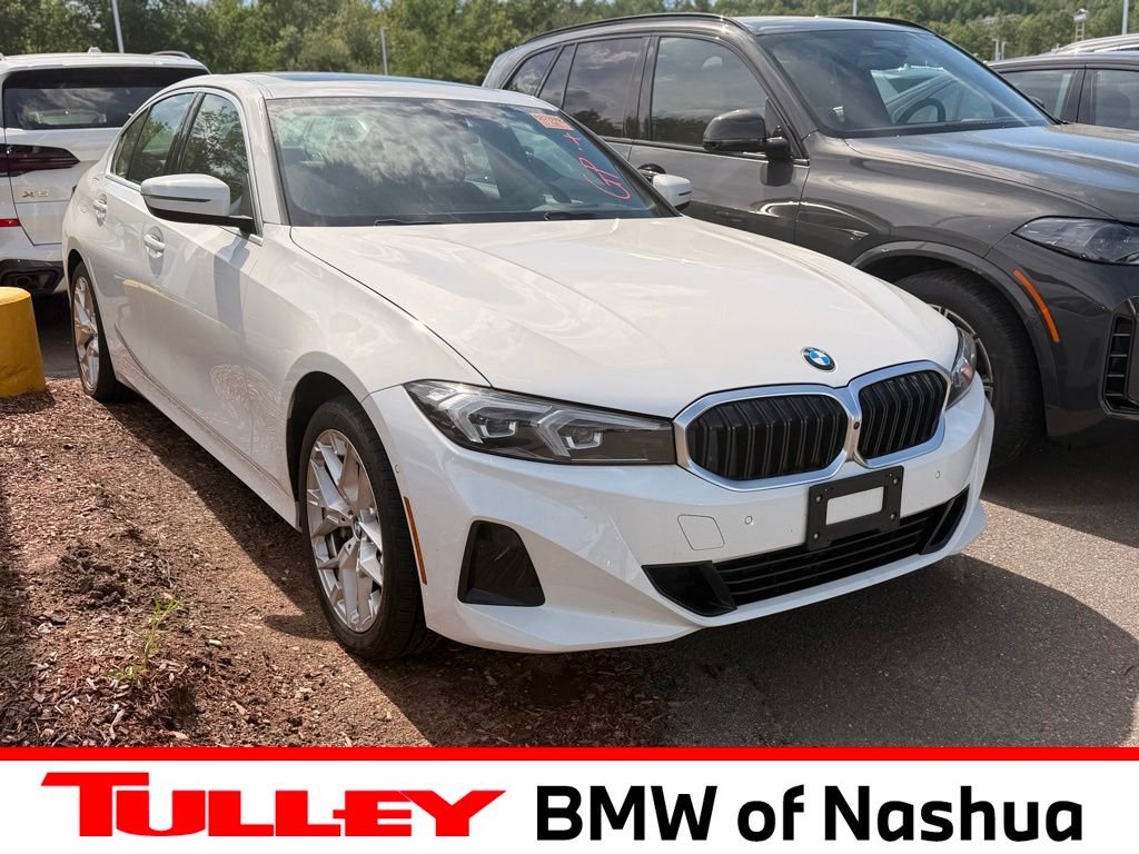 2025 BMW 3 Series 330i xDrive Sedan's photo