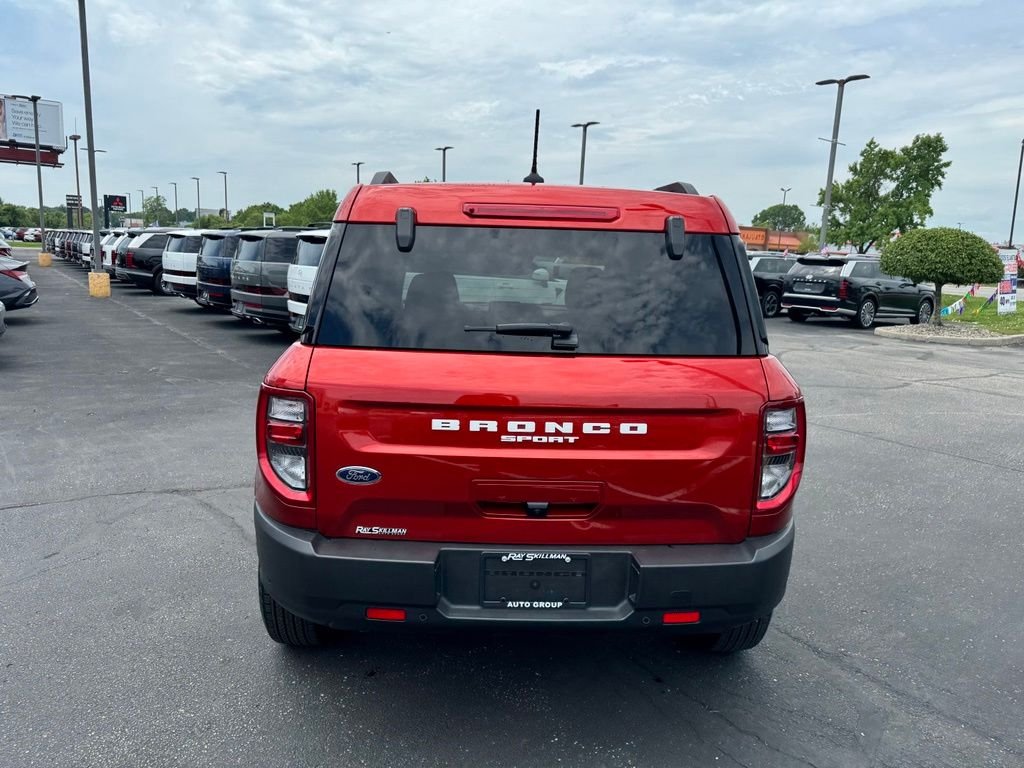 Used 2024 Chili Pepper Red Ford Big Bend image 6