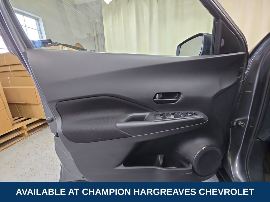 Used 2022 Gun Metallic Nissan S image 30