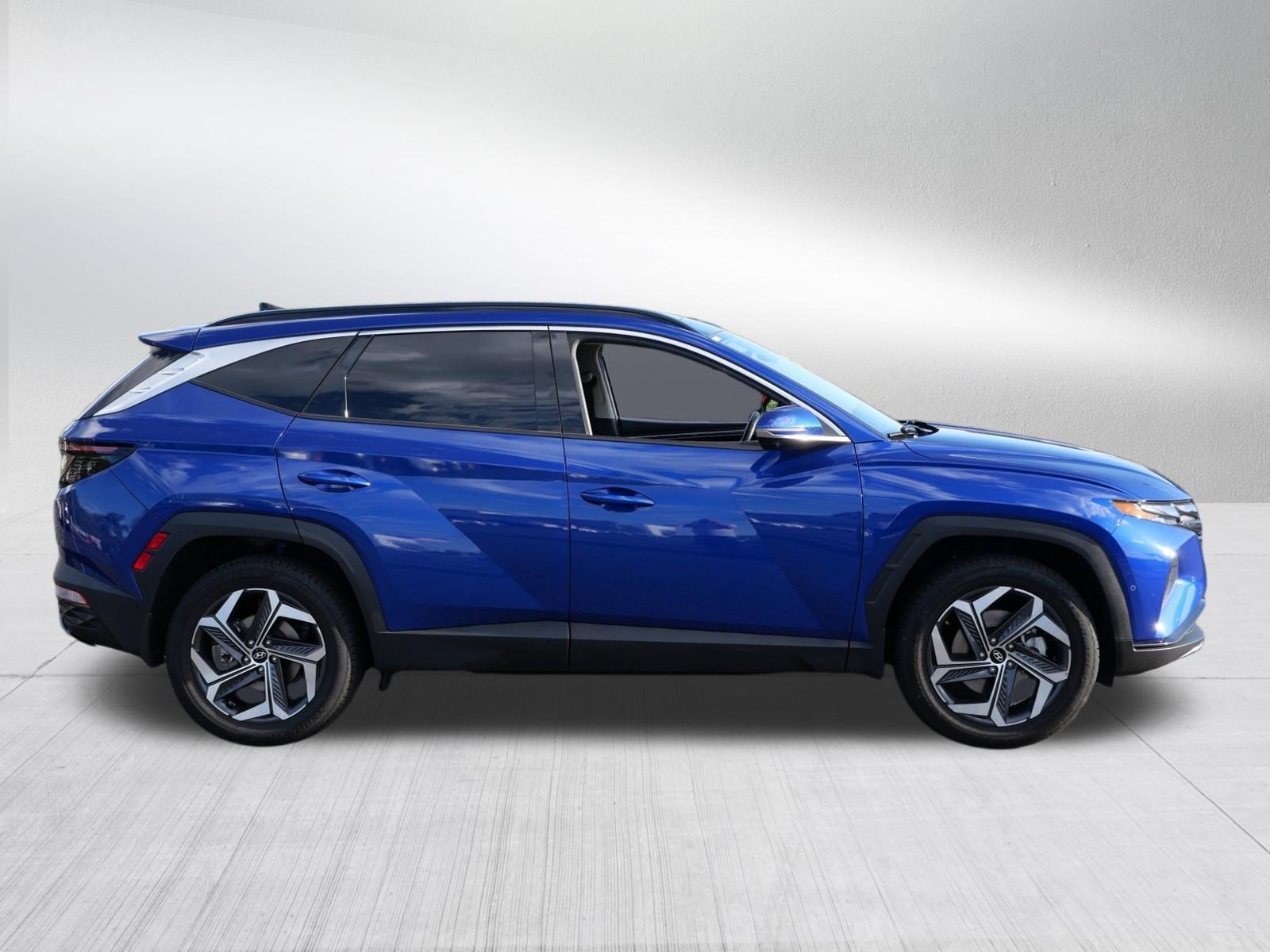 Used 2023 Intense Blue Hyundai Limited image 8