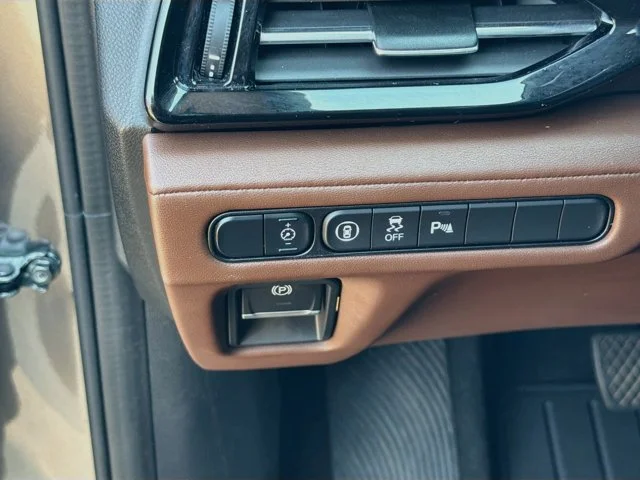 Used 2023 Gray Acura Technology image 10
