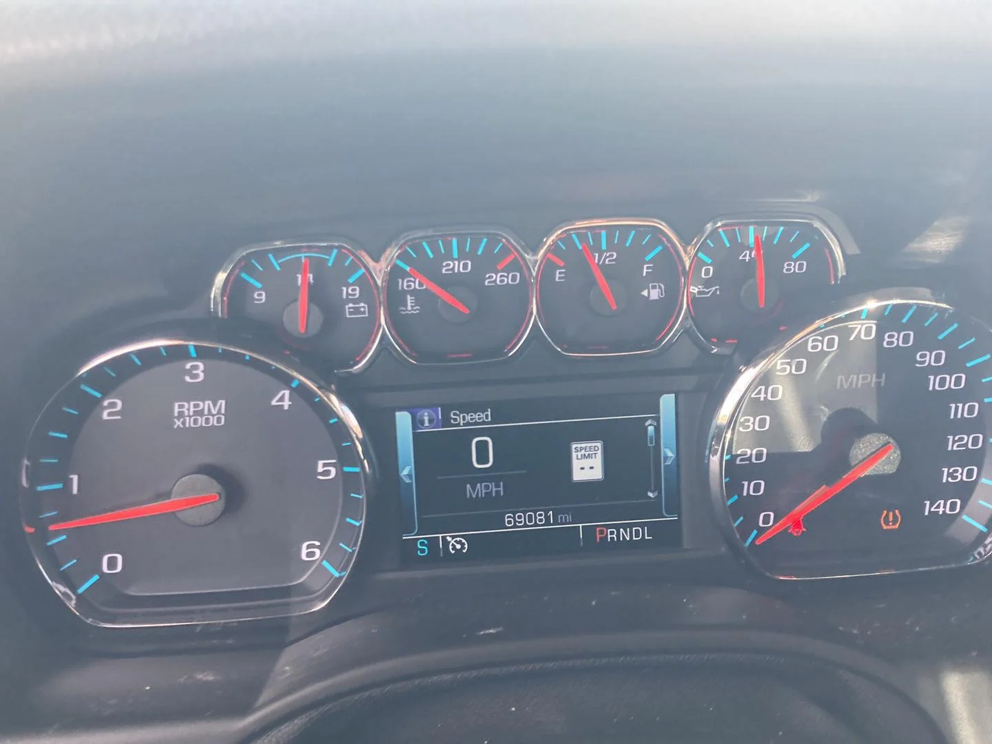 Used 2018 Summit White Chevrolet LT image 17