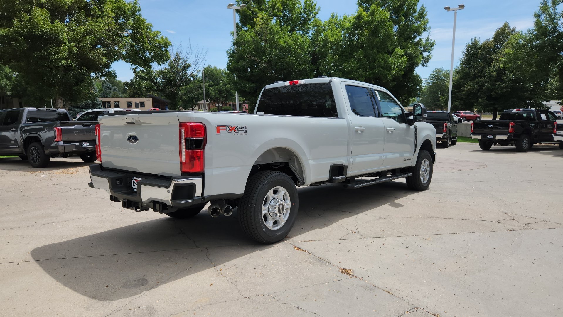 New 2026 Avalanche Ford XLT image 7