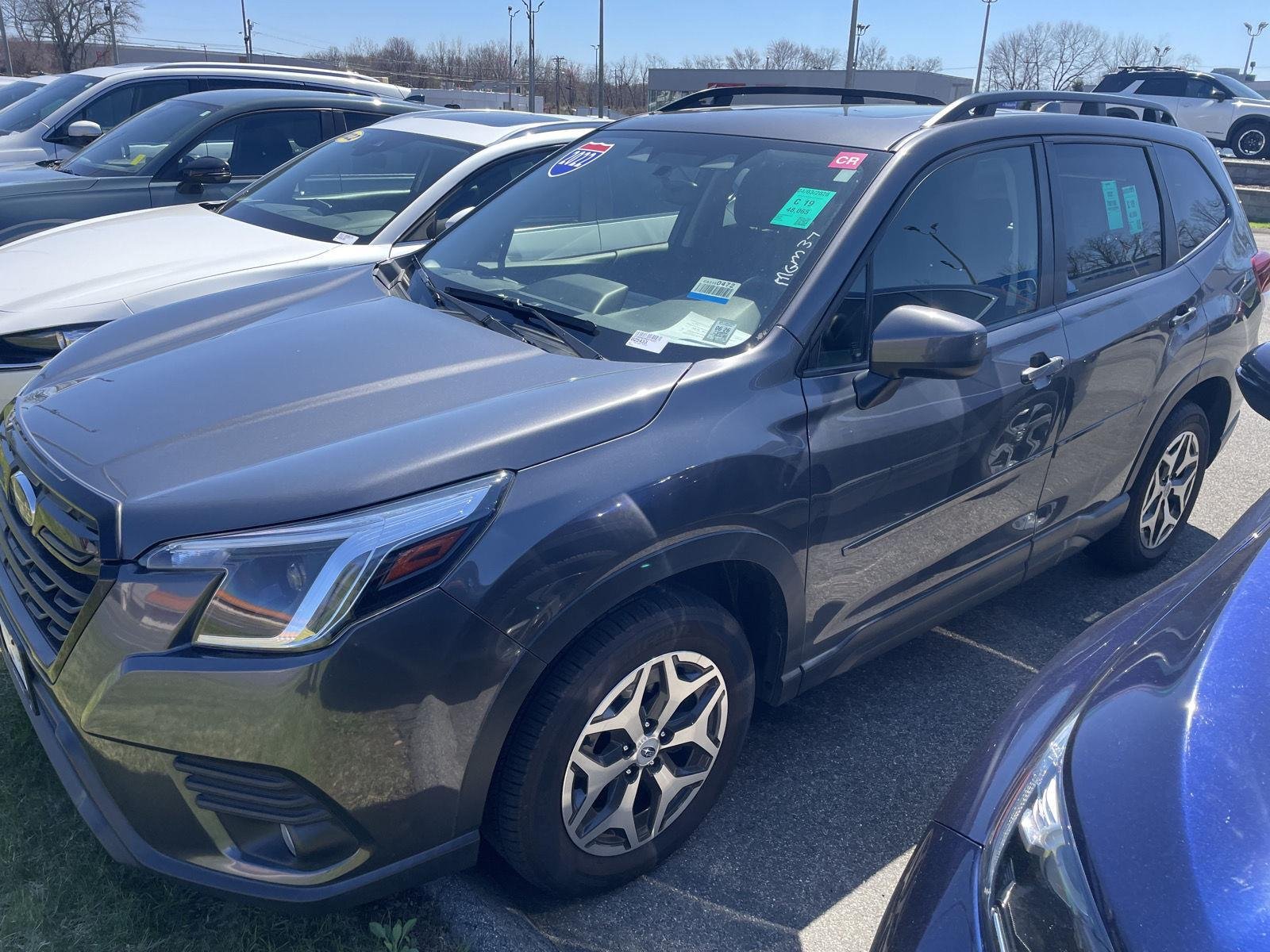 2022 Subaru Forester Premium - Photo 2