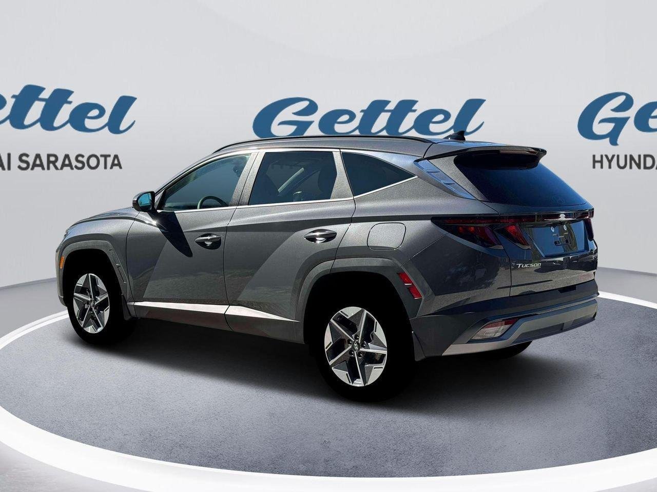 New 2026 Gray Hyundai SEL AWD image 4
