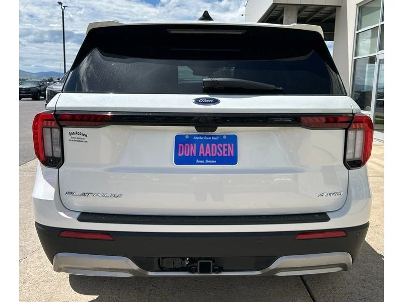 New 2026 Star White Metallic Tri-Coat Ford Platinum™ image 22