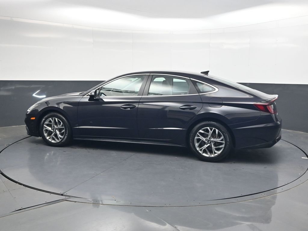Used 2023 Blue Hyundai SEL image 7