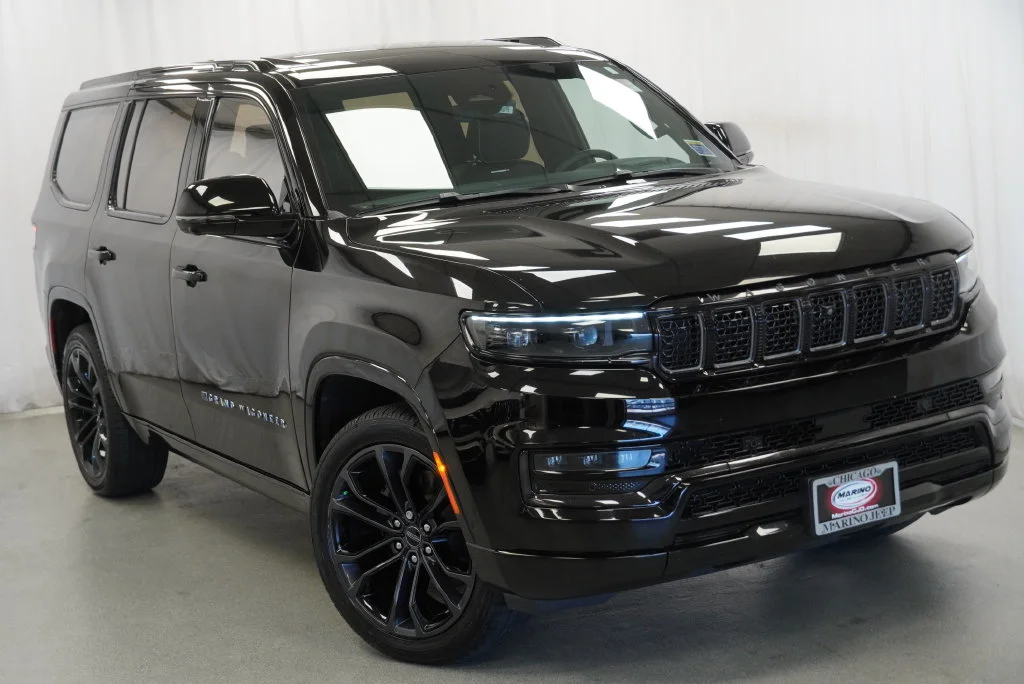 Used 2023 Black Jeep Series II image 12