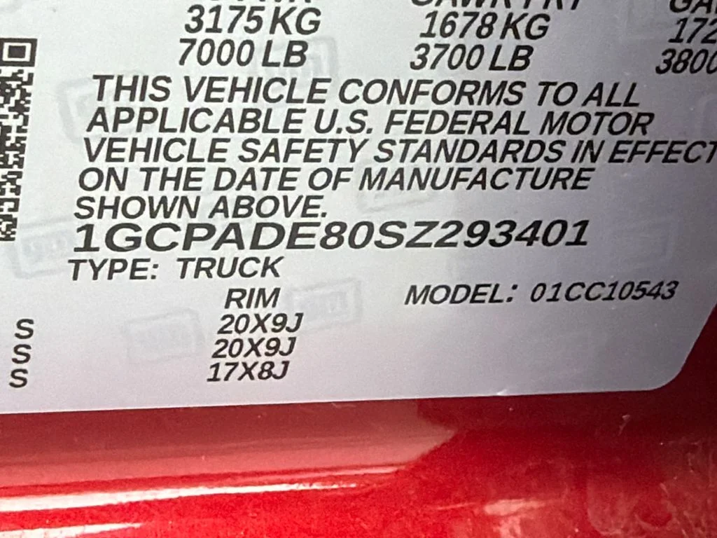 Used 2025 Red Chevrolet RST image 31