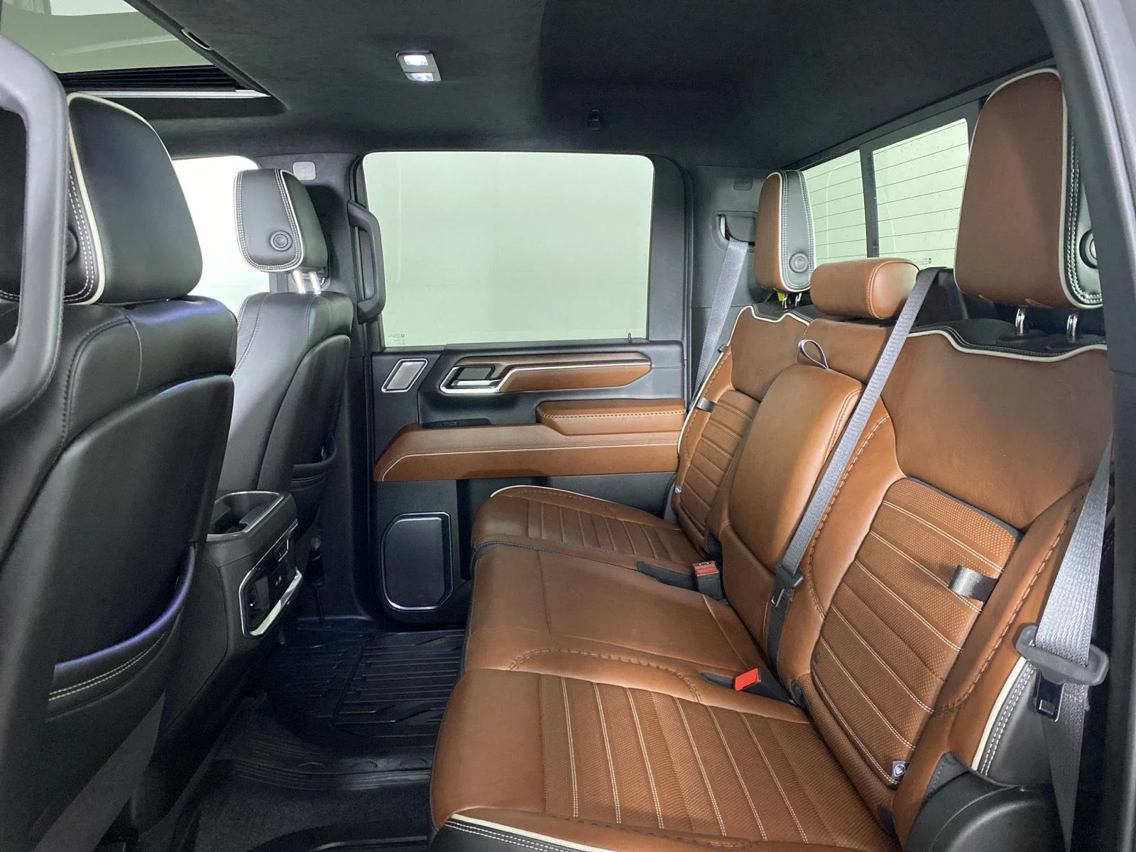 Used 2024 Onyx Black GMC Denali Ultimate image 26