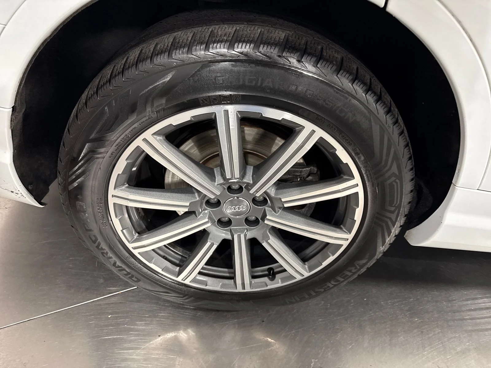 Used 2019 Glacier White Audi 55 Premium Plus quattro image 8