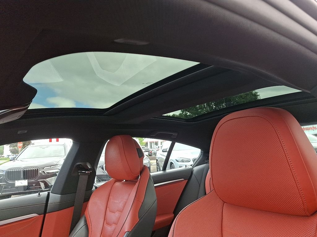 2026 BMW 8 Series 840i - Photo 15