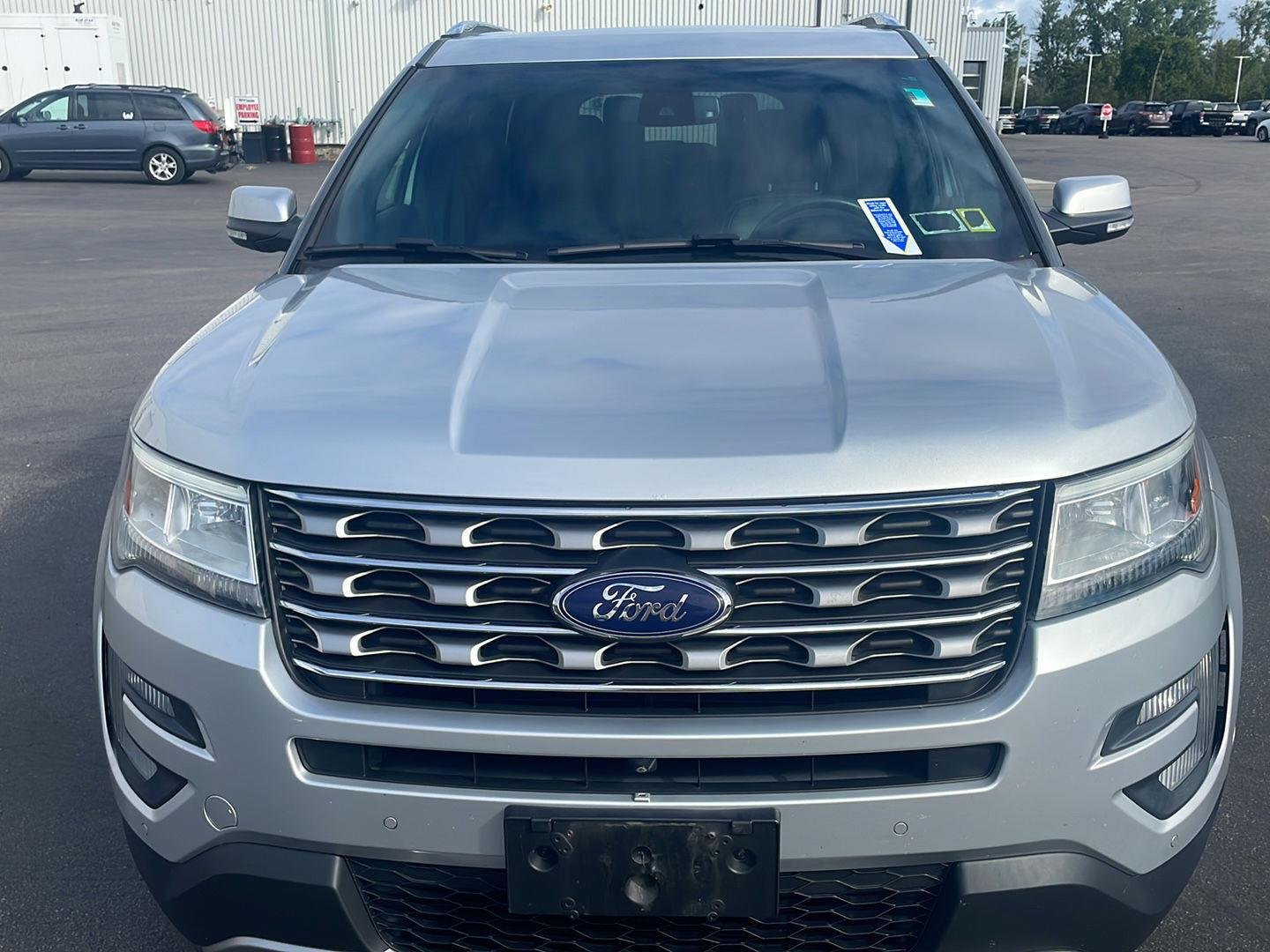 Used 2017 Ingot Silver Ford Limited image 7