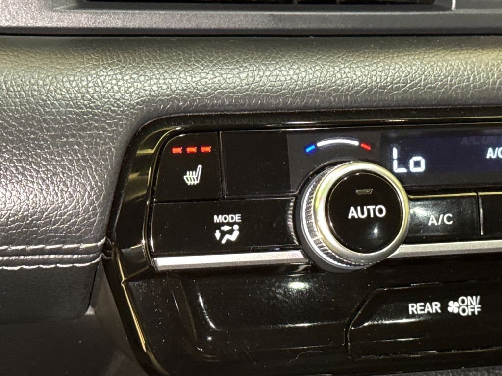 2025 Honda Pilot EX-L - Photo 27