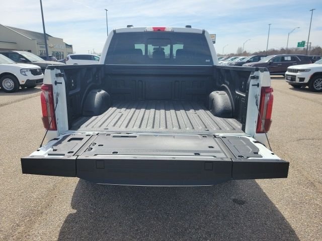 2026 Ford F-150 Platinum - Photo 32