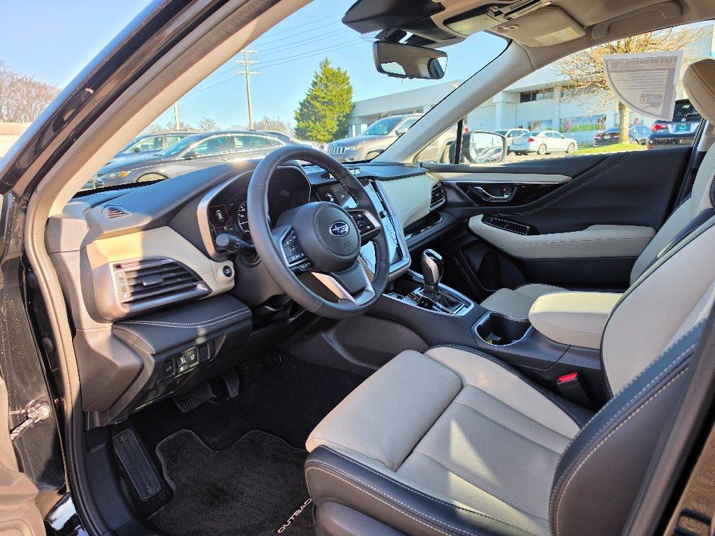 2025 Subaru Outback Limited - Photo 36