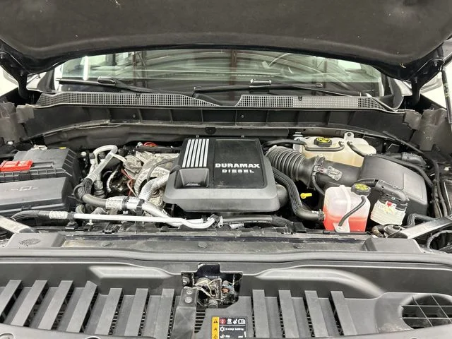 Used 2023 Gray Chevrolet LT image 6