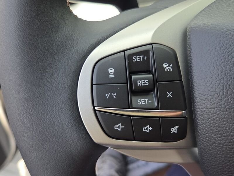 New 2026 Star White Metallic Tri-Coat Ford Active image 26