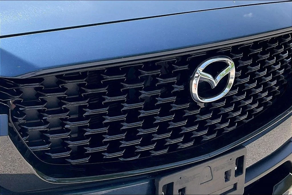 Used 2025 Blue Metallic Mazda Premium image 31