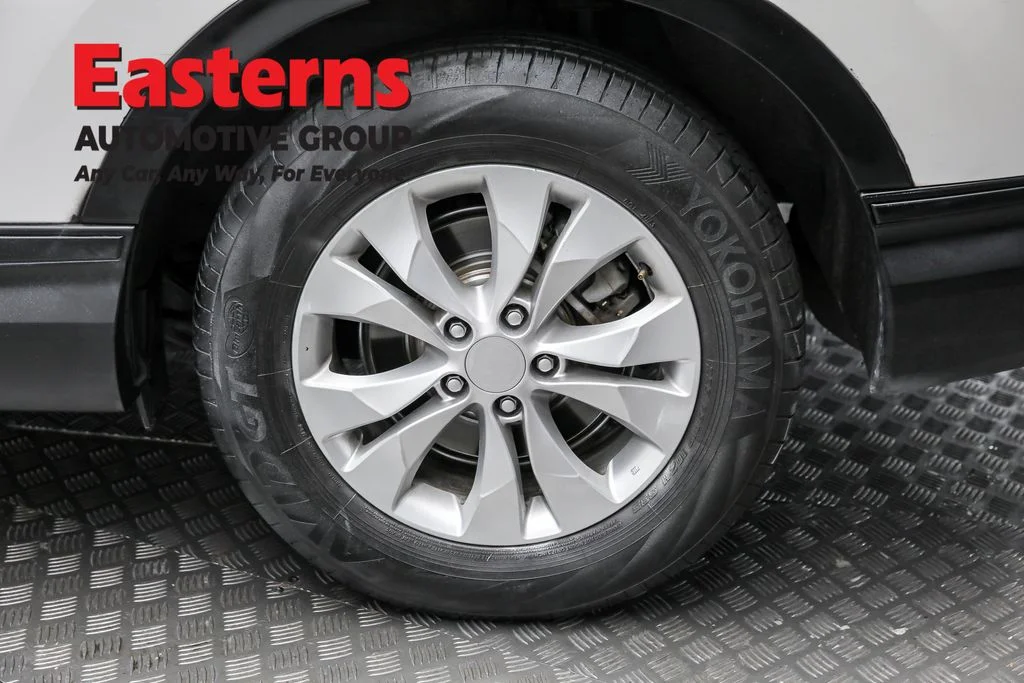 Used 2019 White Honda EX image 8