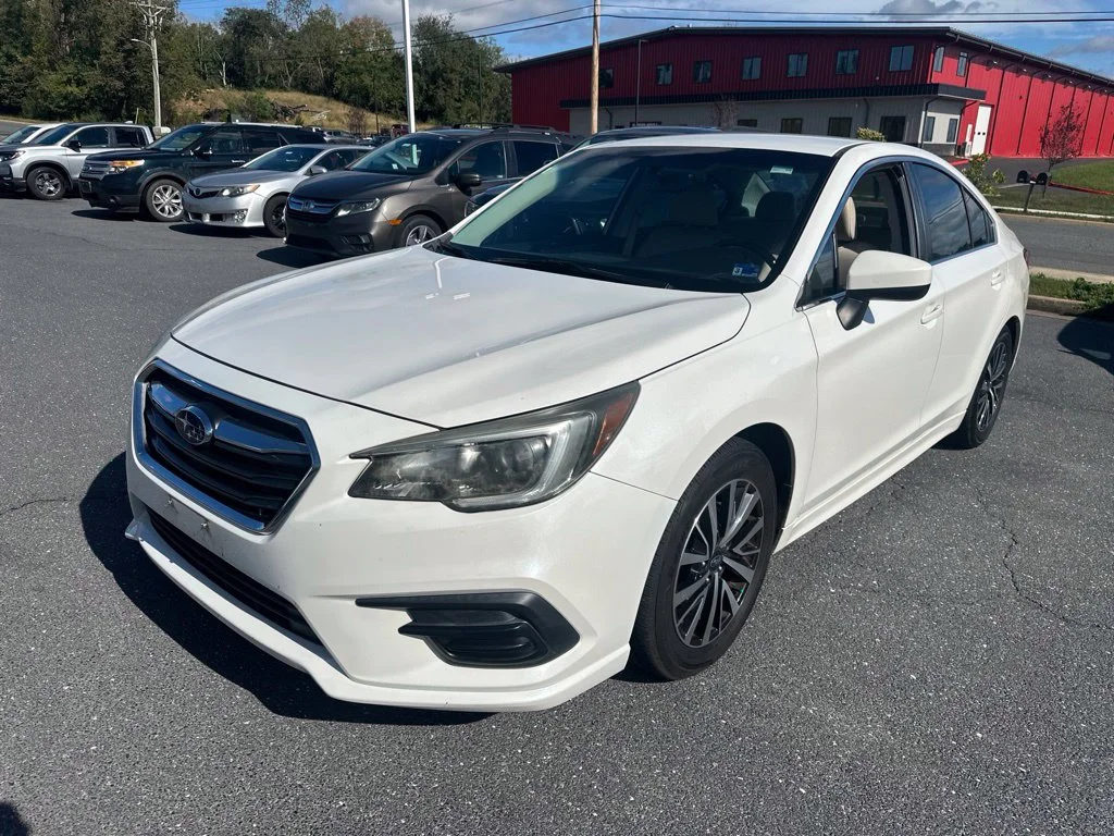 Used 2018 Crystal White Pearl Subaru 2.5i image 7